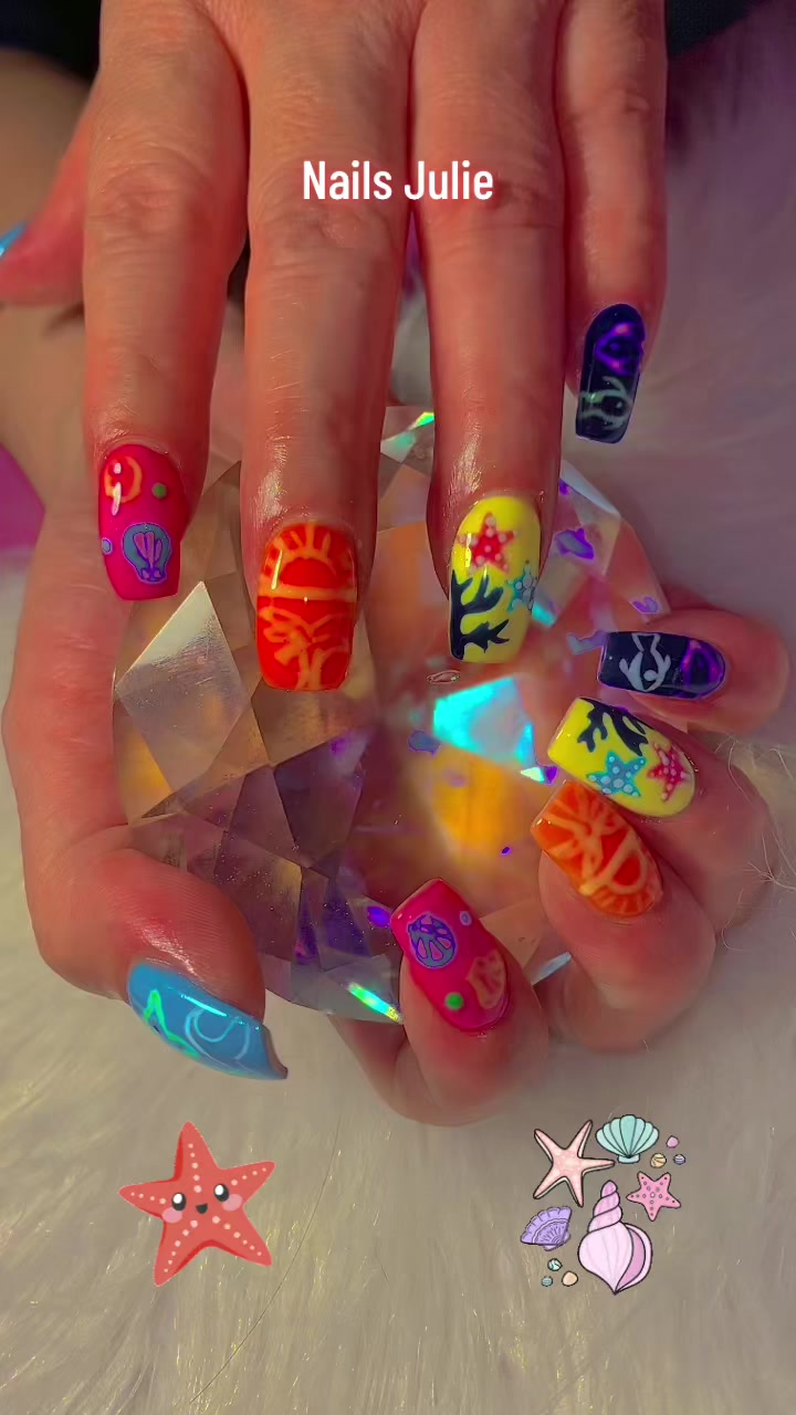 @NAILS JULIE