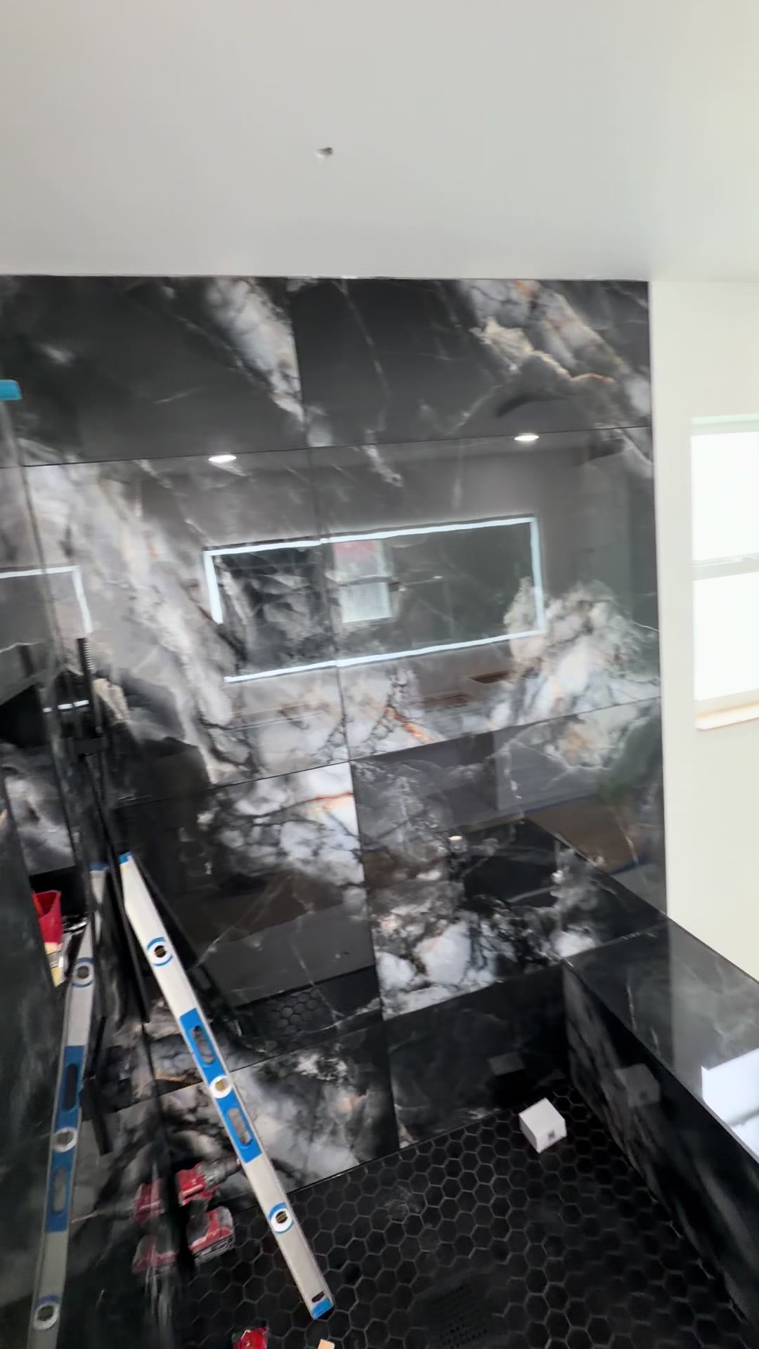 @Lion Shower Doors