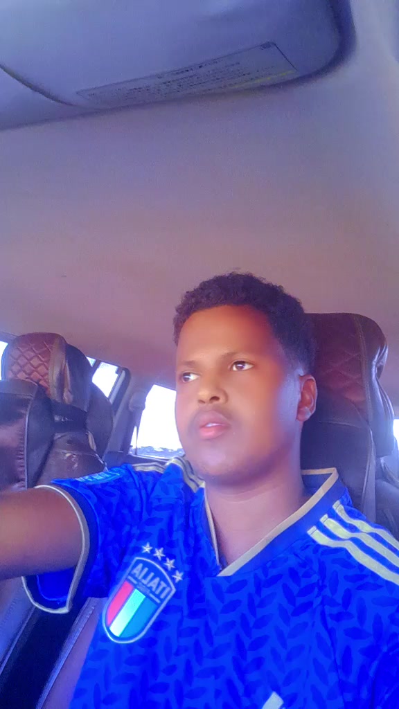 @BURGOOSOLE🇸🇴