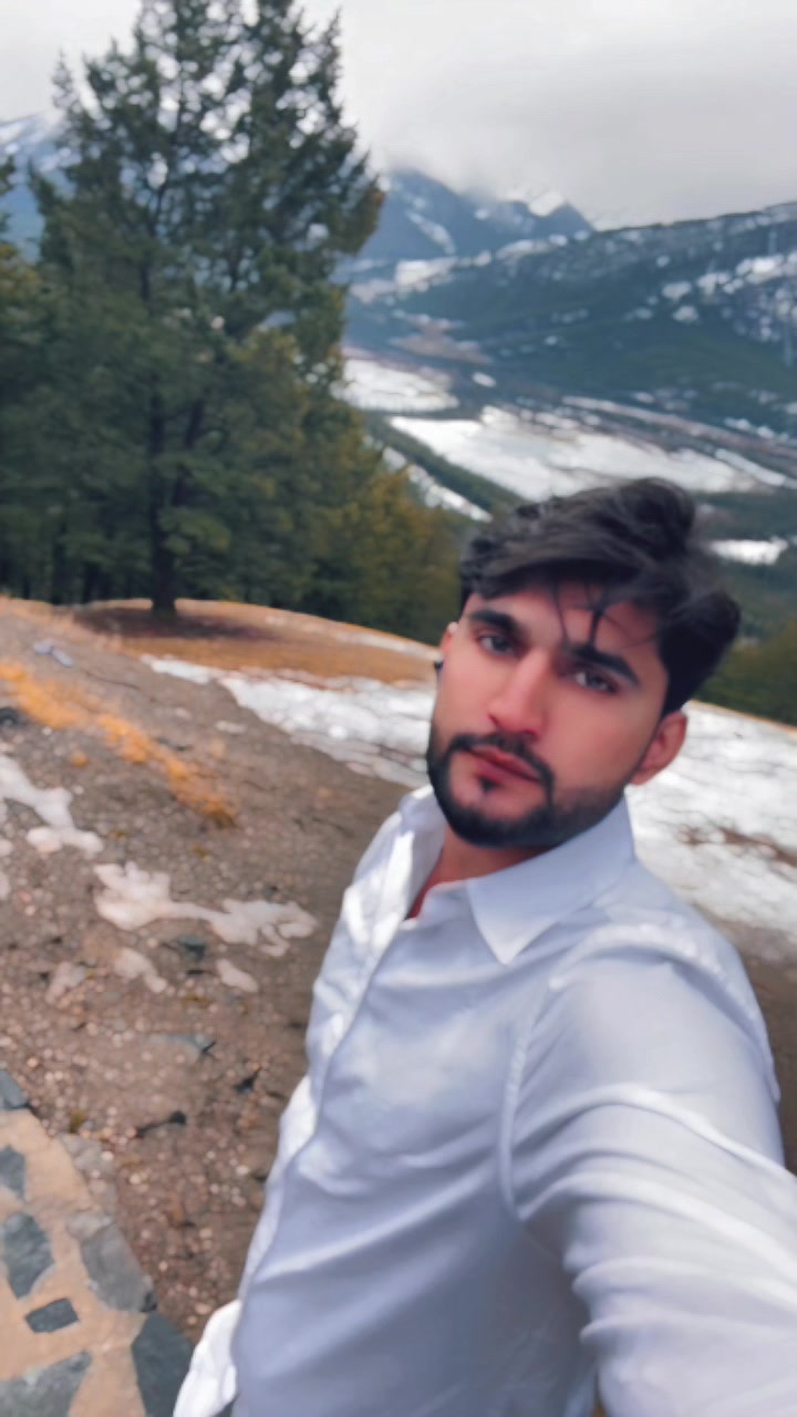 @Malik Waseem 🇵🇰🇨🇦