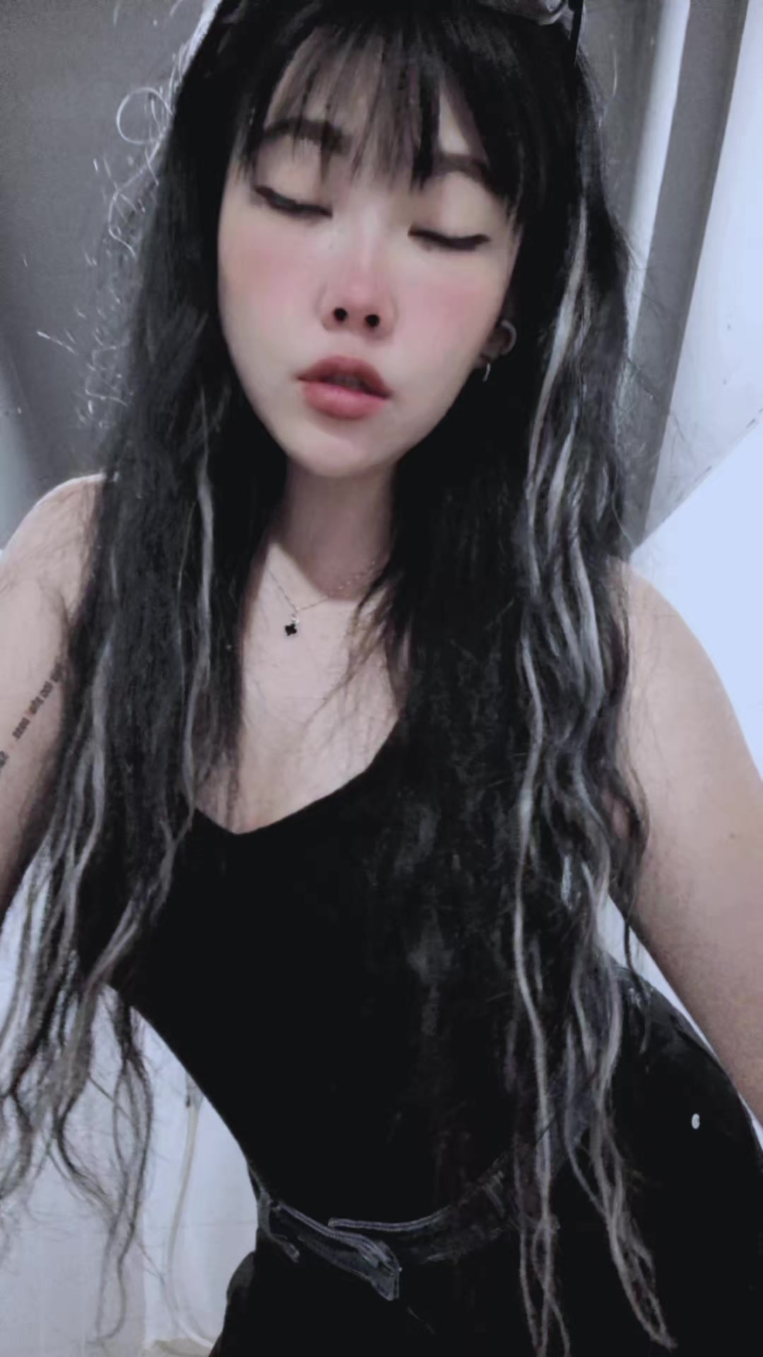 @vivian🫦