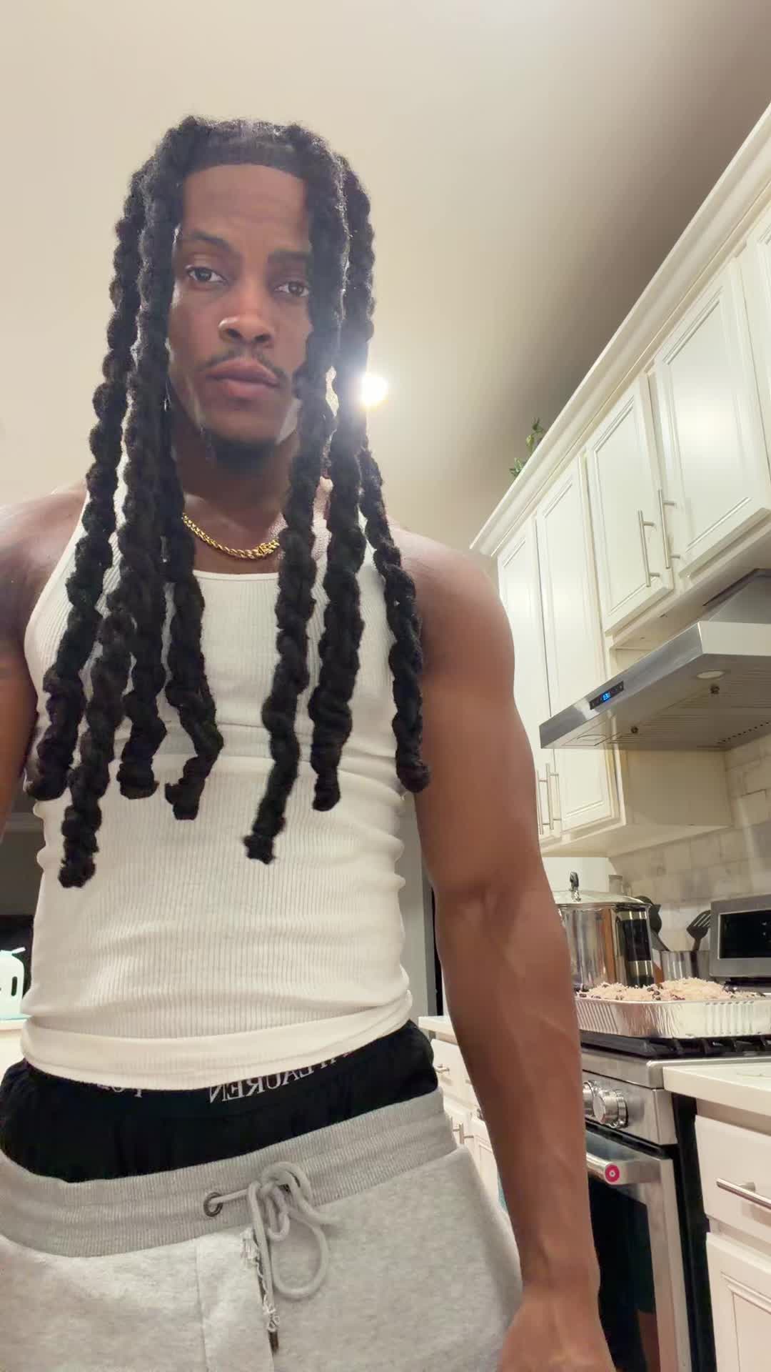 @1plutofit