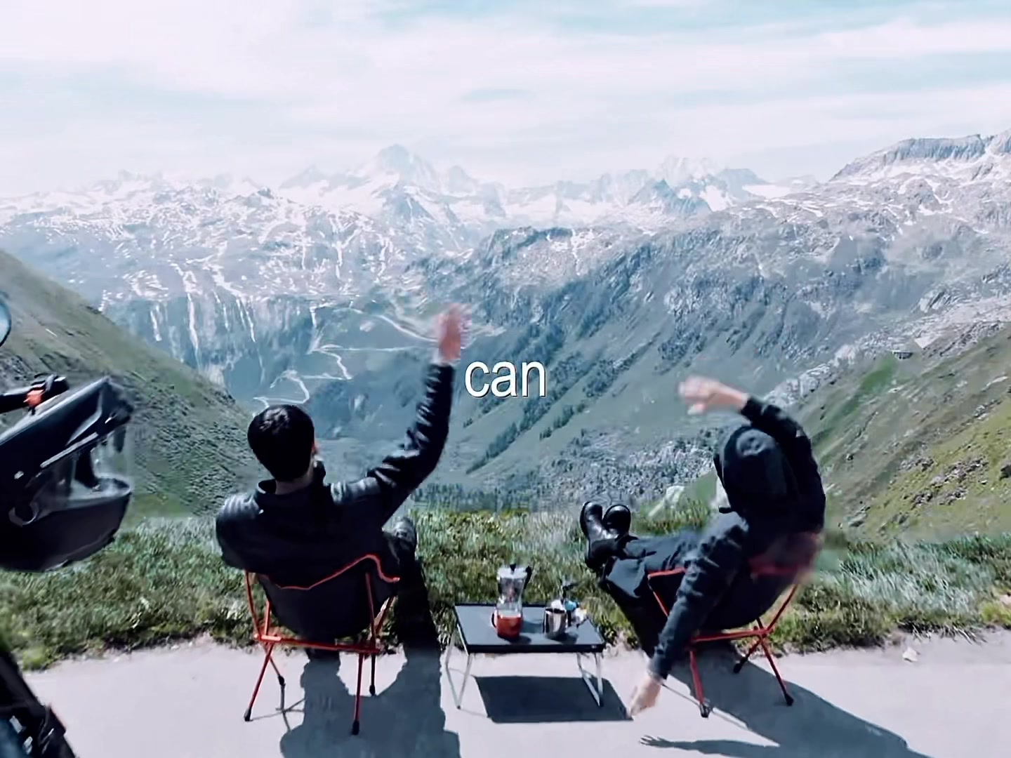 @༯