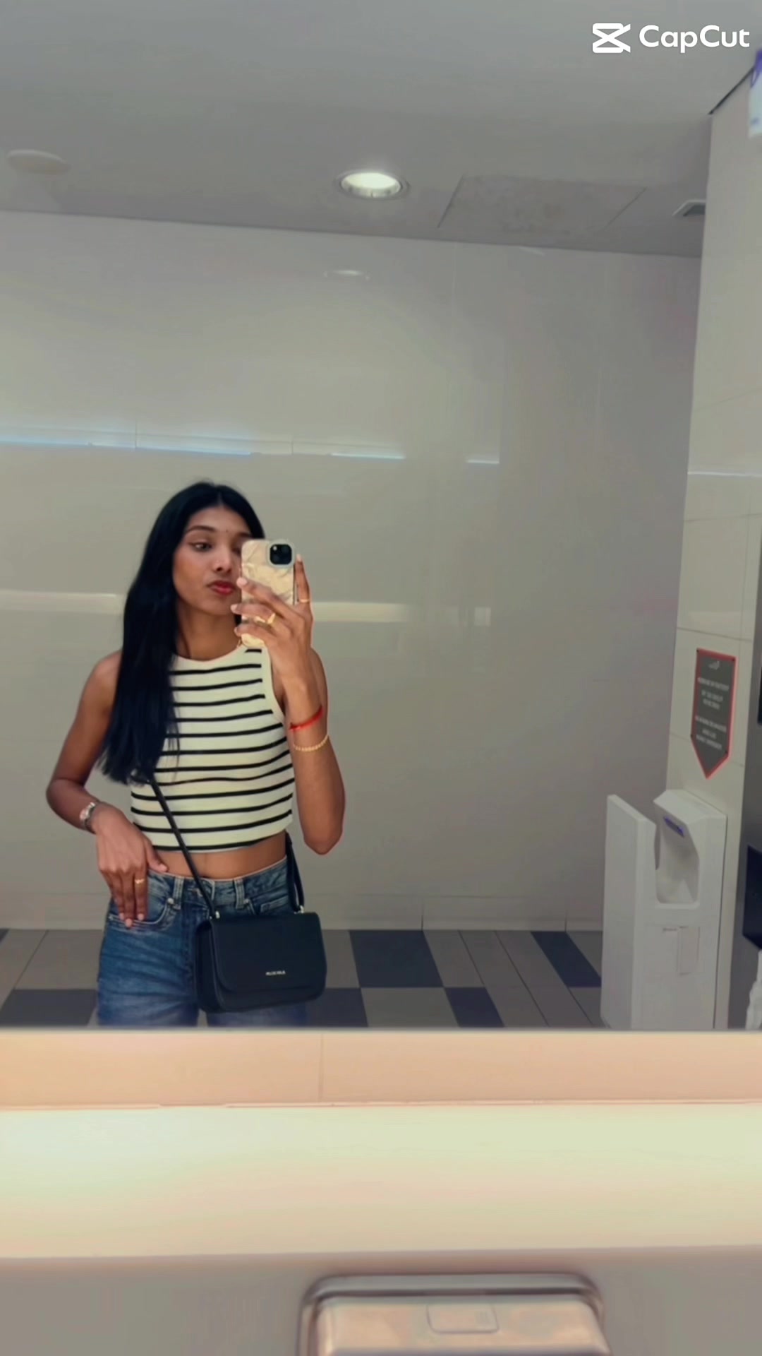 @POOJA🎀