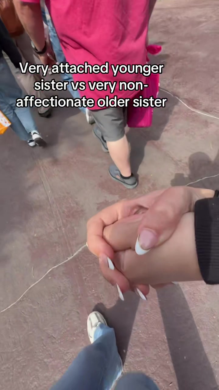 @chloey