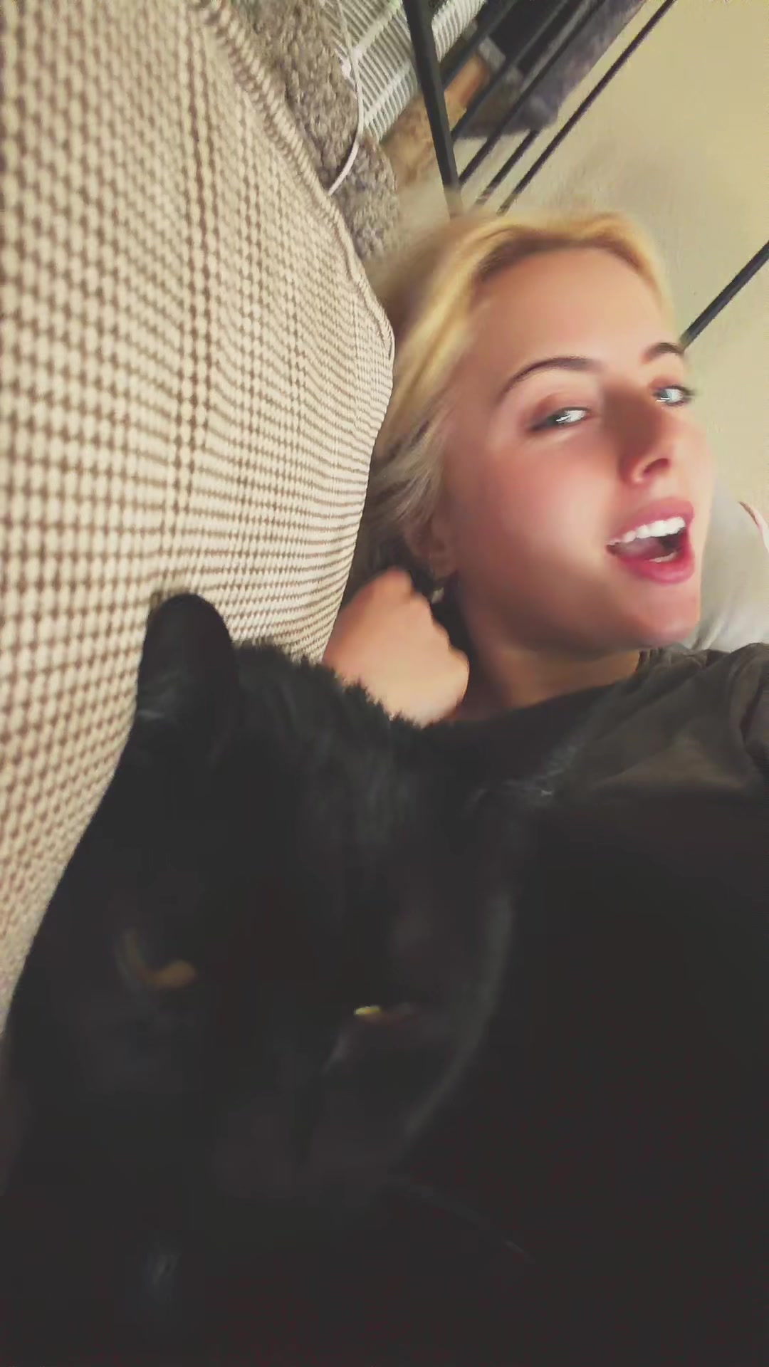 @Krissee