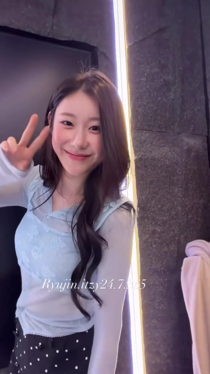 @Chae.