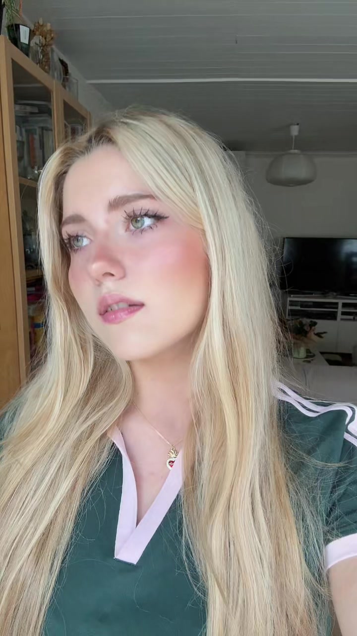 @Maïa 🇵🇱