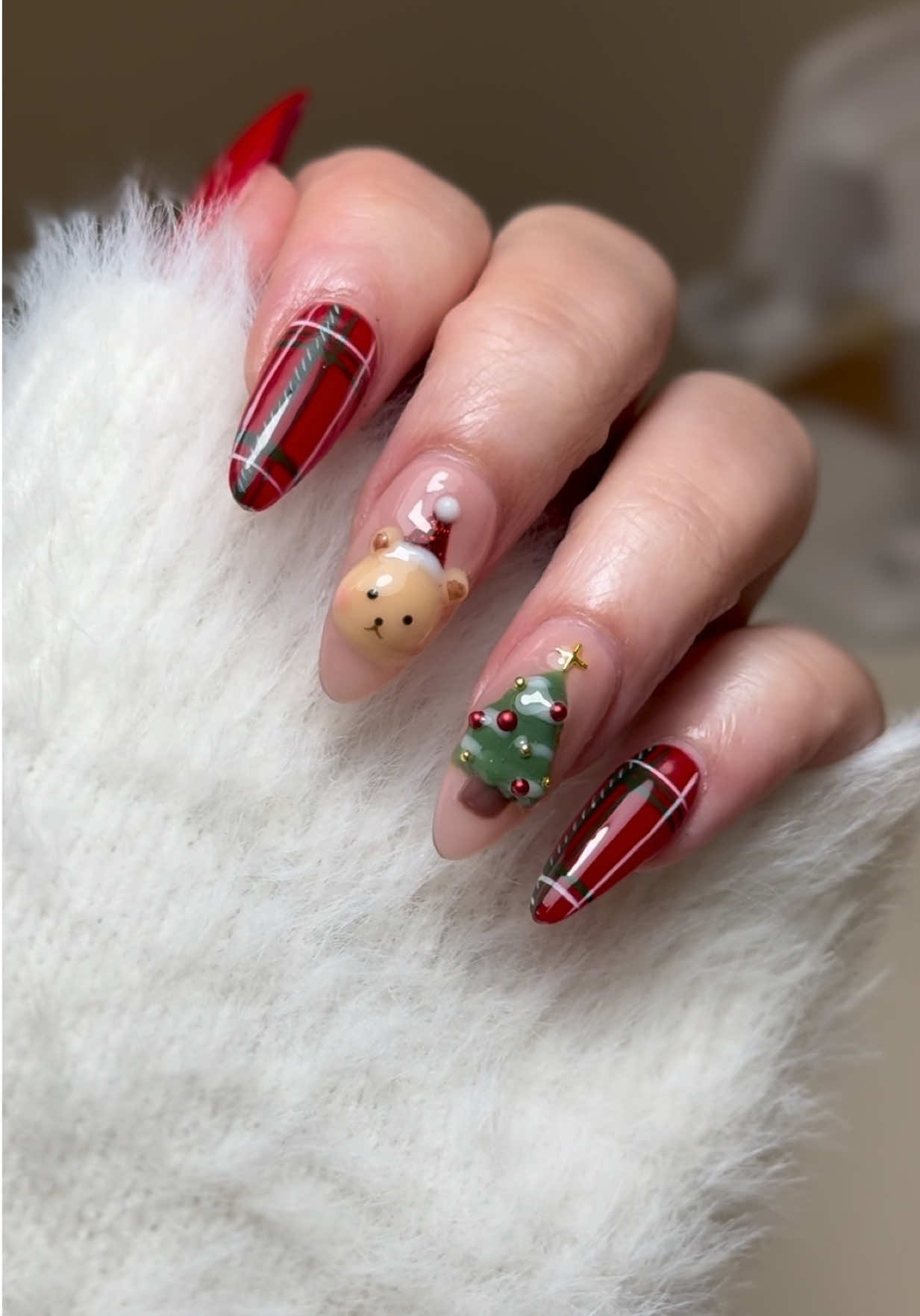 @annangunails