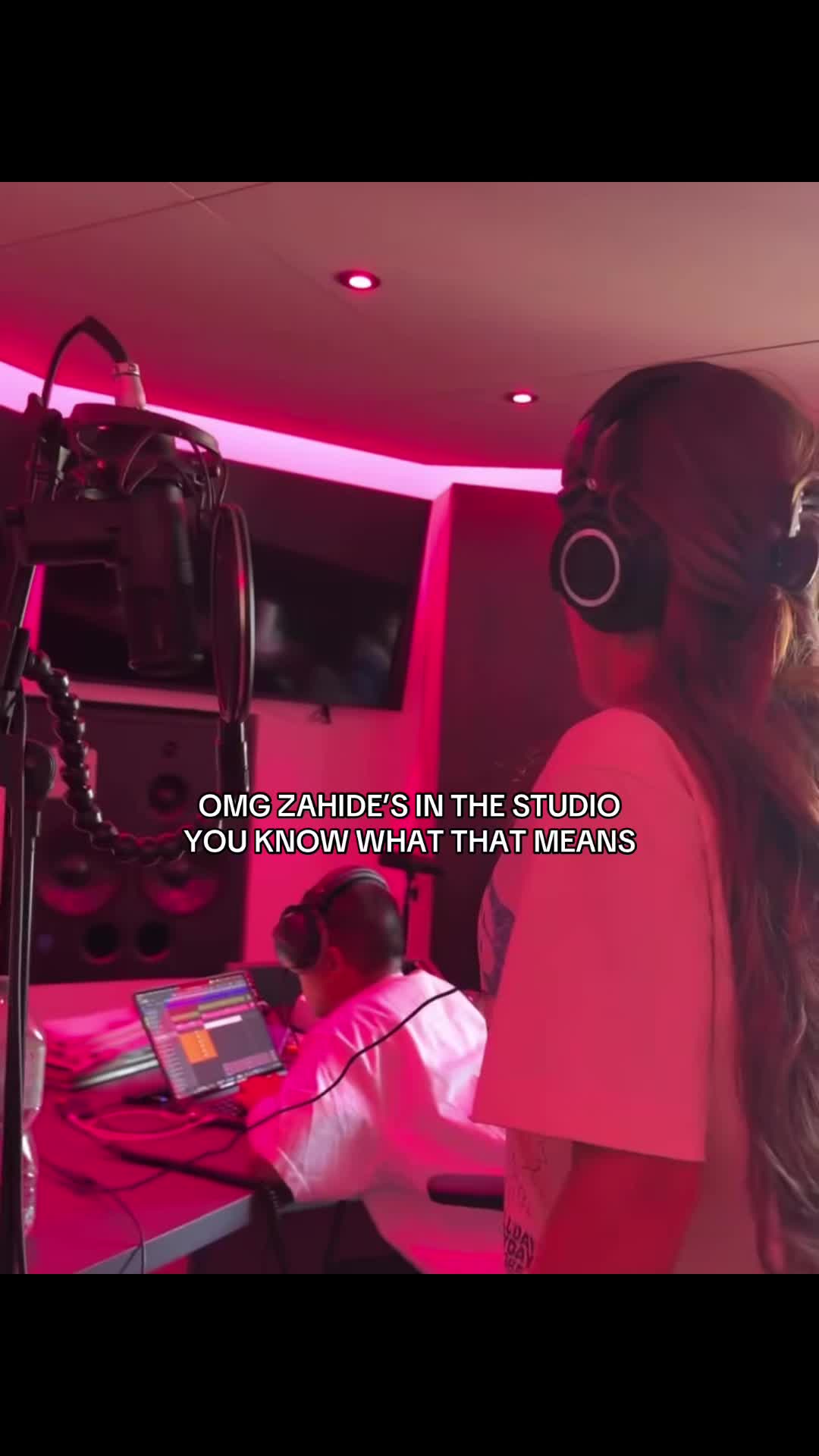 @𝐖𝐢𝐧𝐭𝐞𝐫