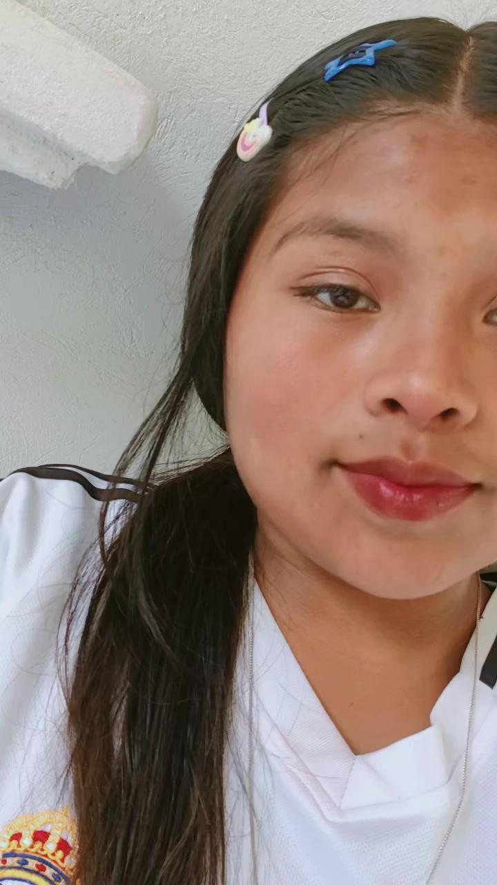 @Tu chinita777??🖤
