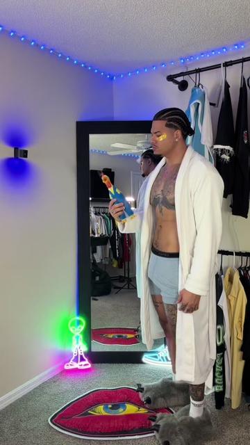 @Ari