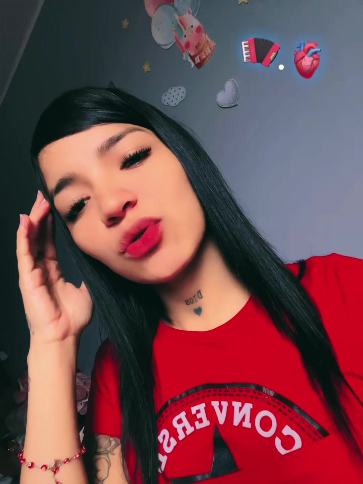 @Princesa De Dios🌸 🐊