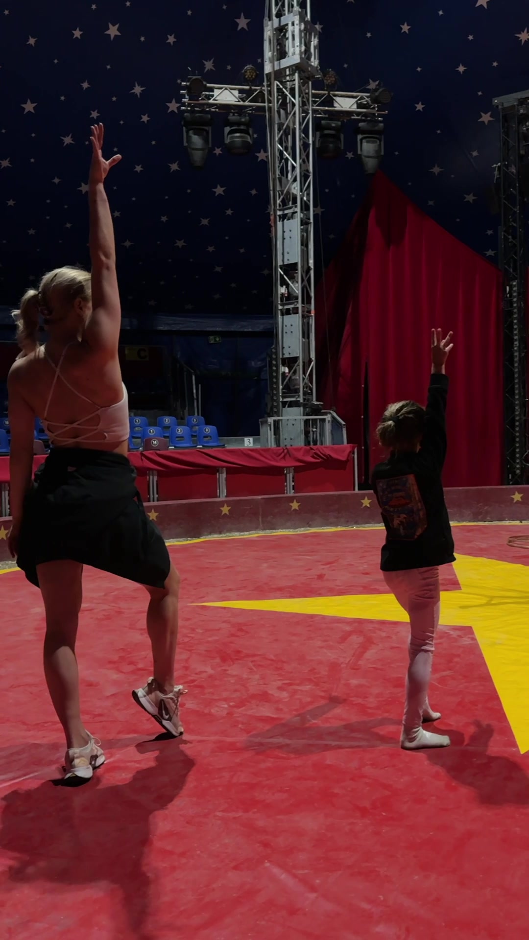 @wow_family_circus