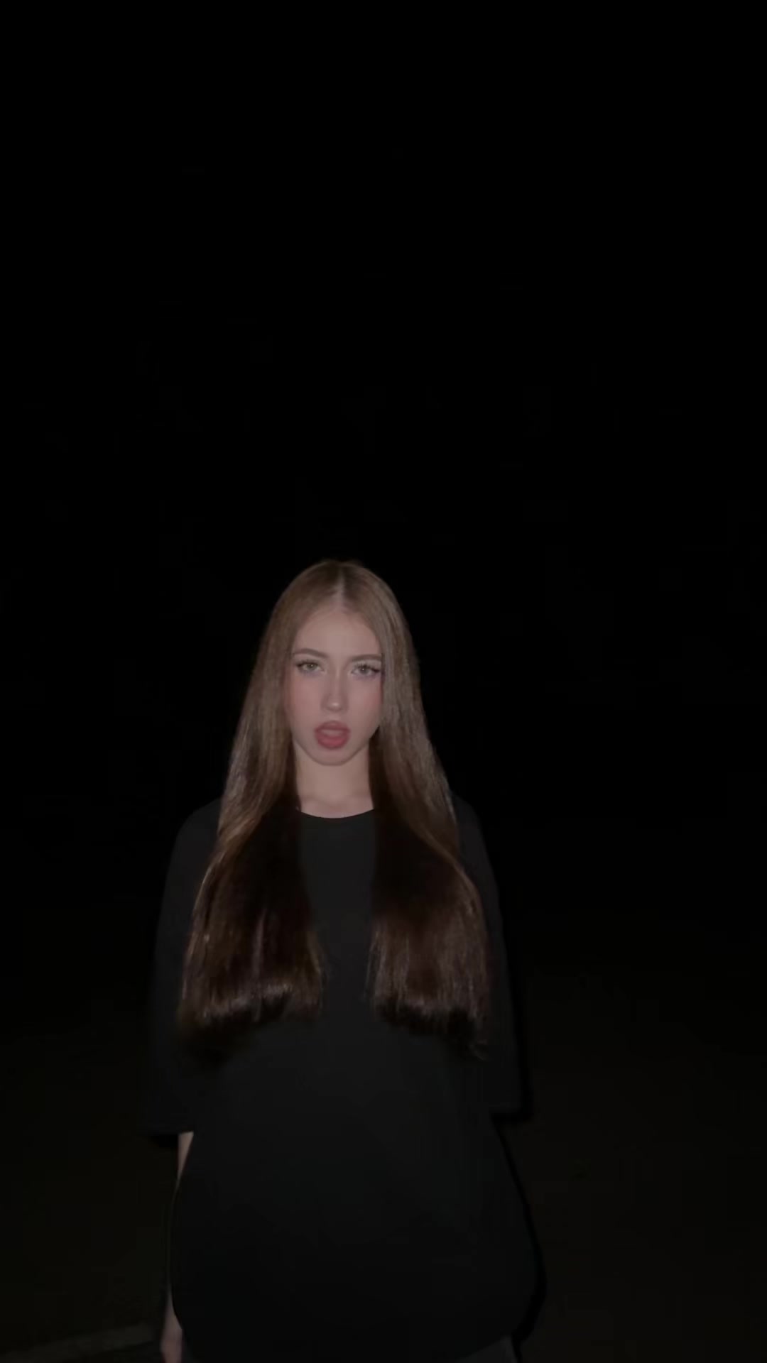 @…