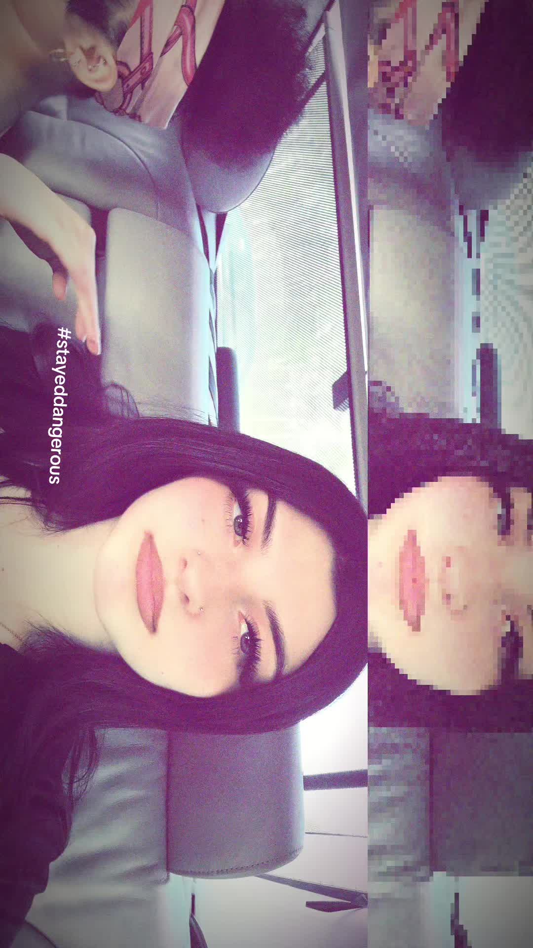 @𝒥.