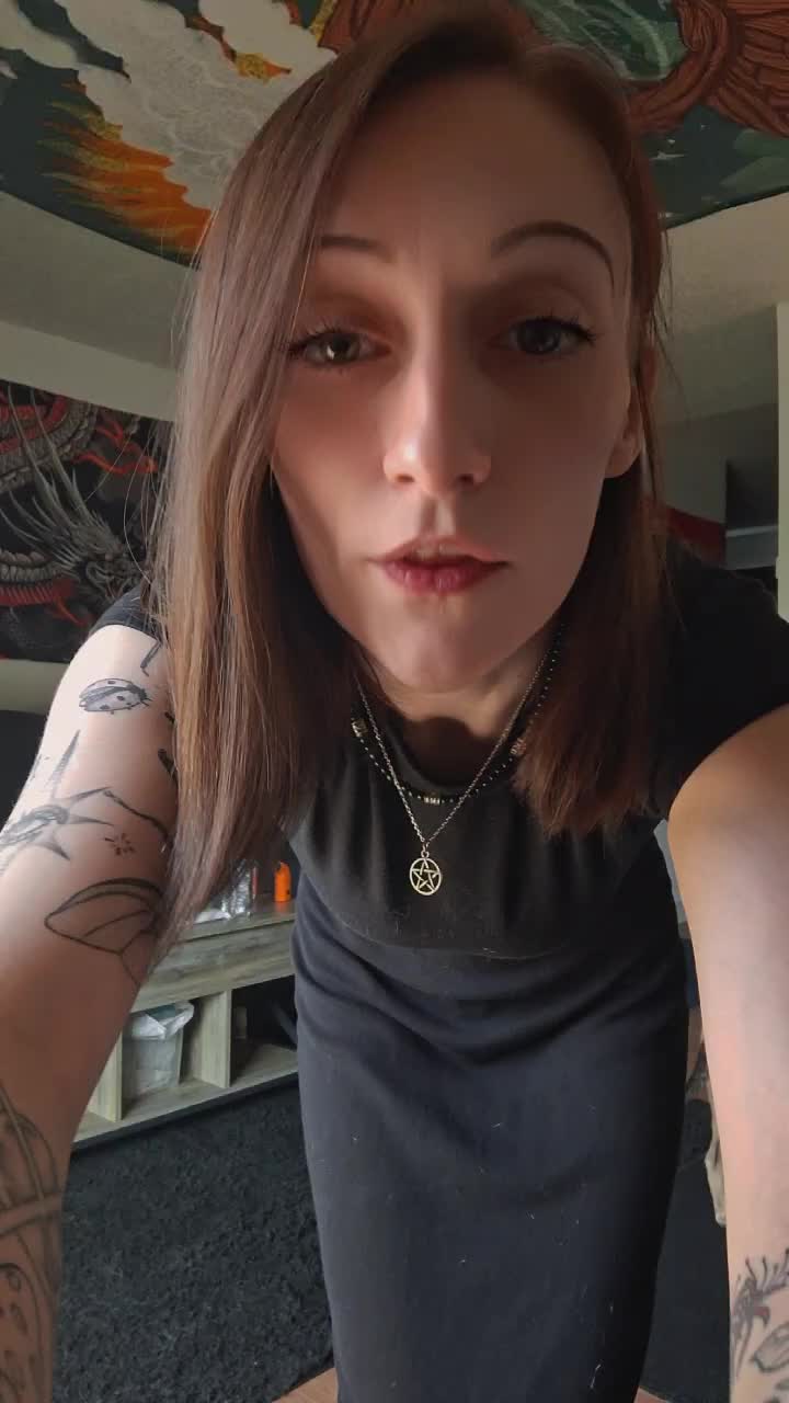 @Wrong_Bitch😈
