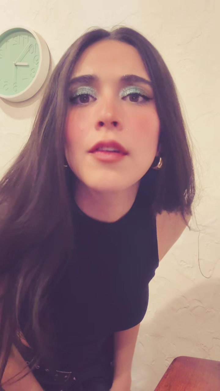 @Anyu💋 se pronuncia SH