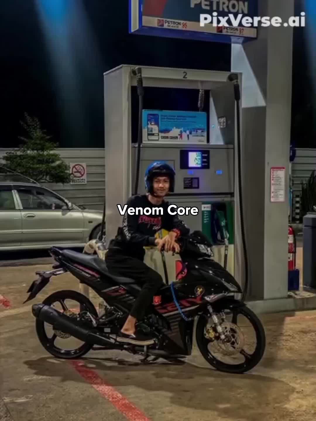 @𝐇