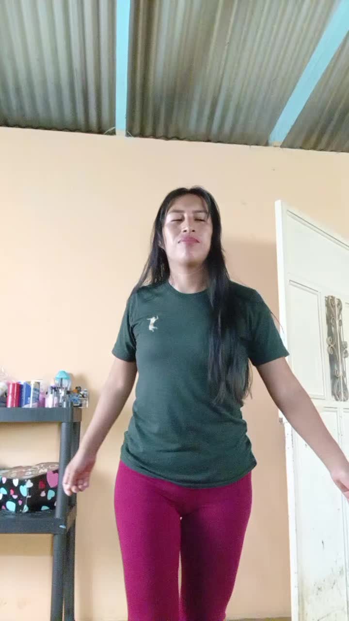 @Roxi Velasquez 🐇❣️🐁
