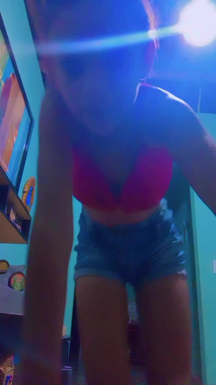 @user18996785797