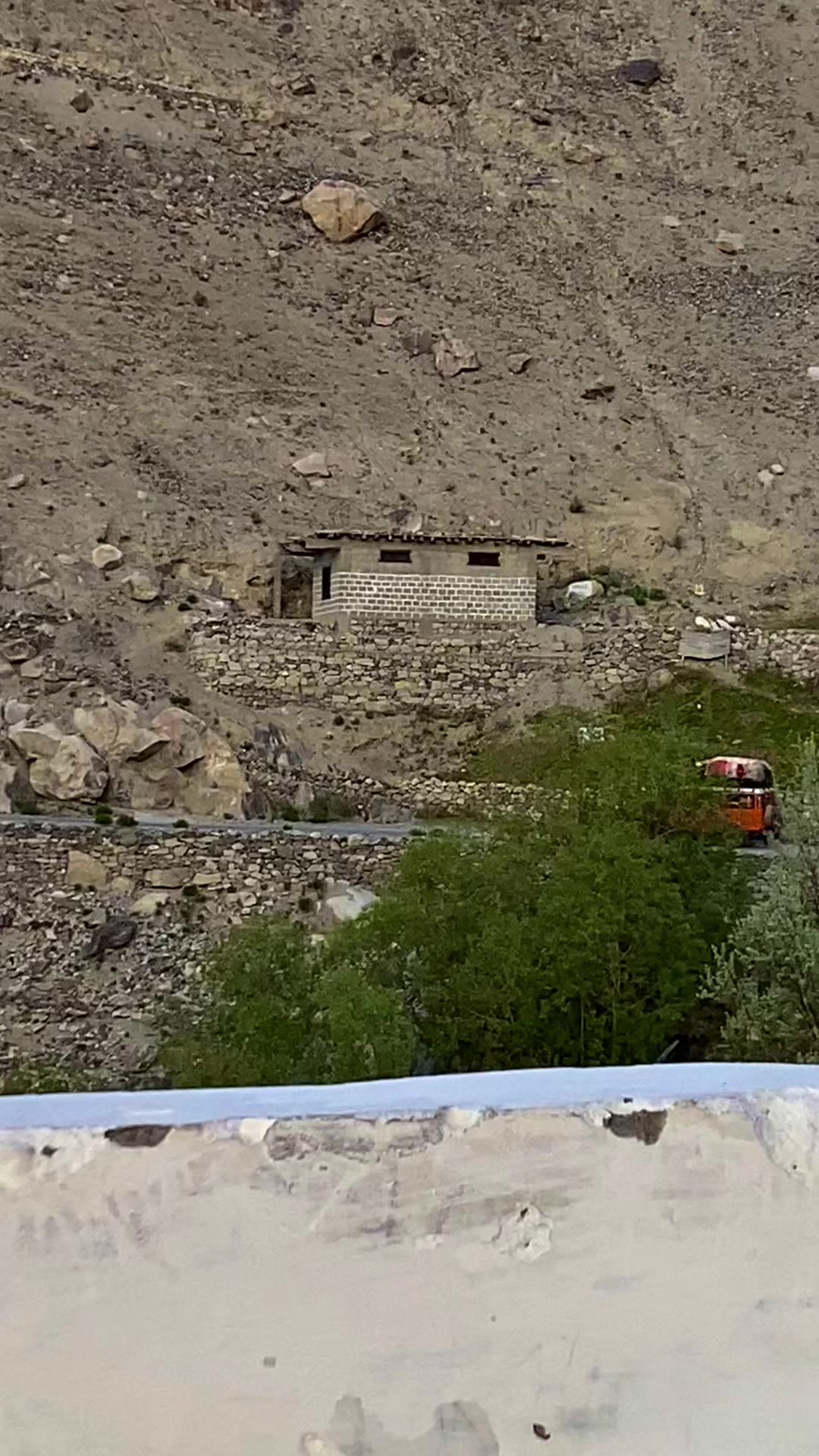 @𝙕𝙚𝙨𝙝𝙖𝙣 𝙂𝙖𝙡𝙡𝙚𝙧𝙮🏔️