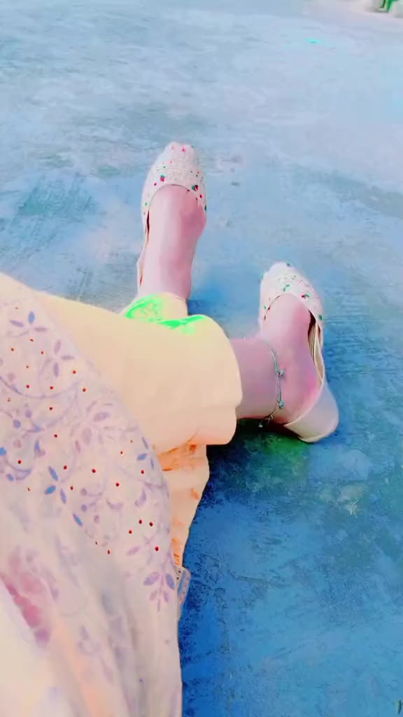@sara khan