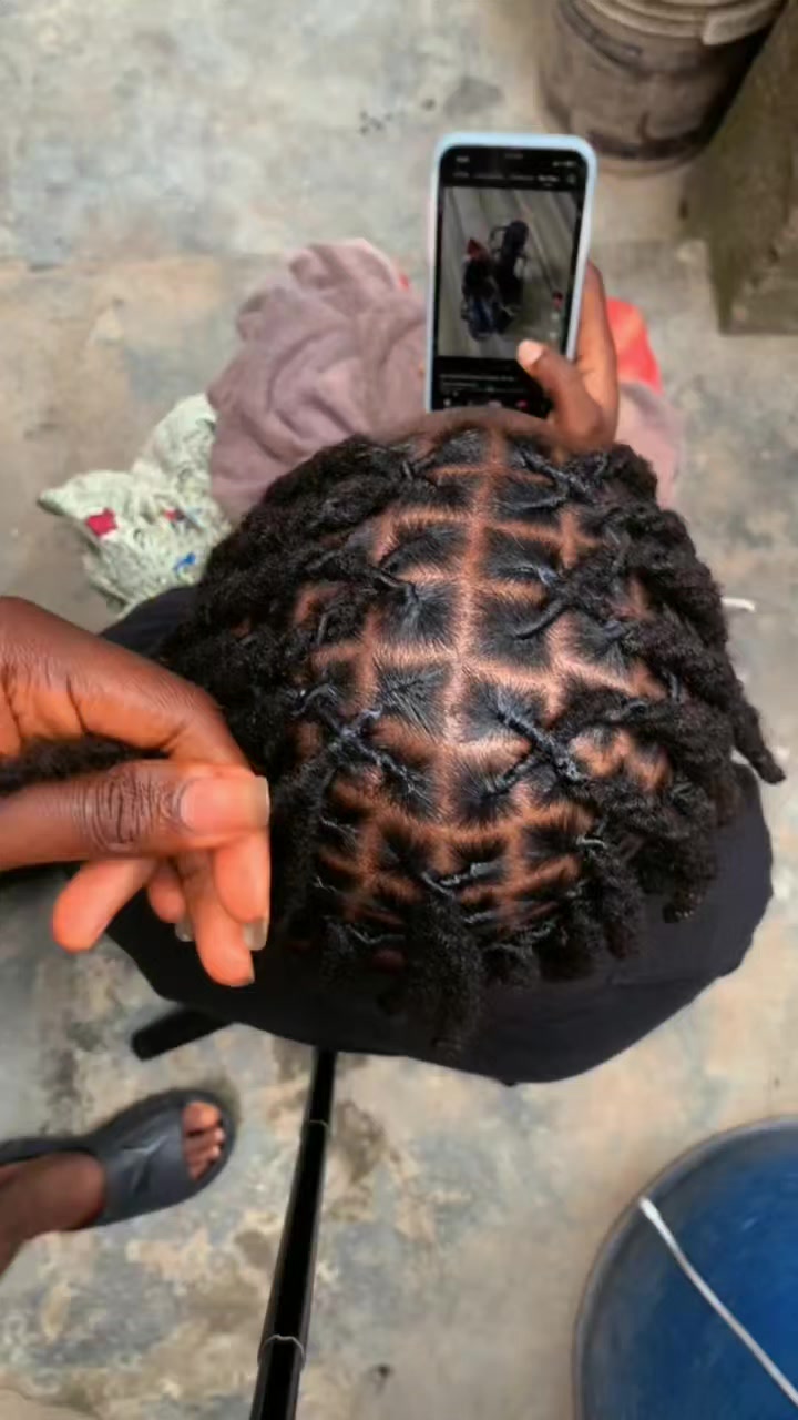 @Clintondreadlocks ug +256