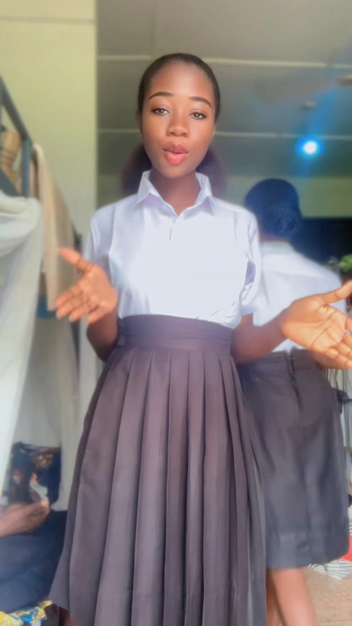 @adwoabae15