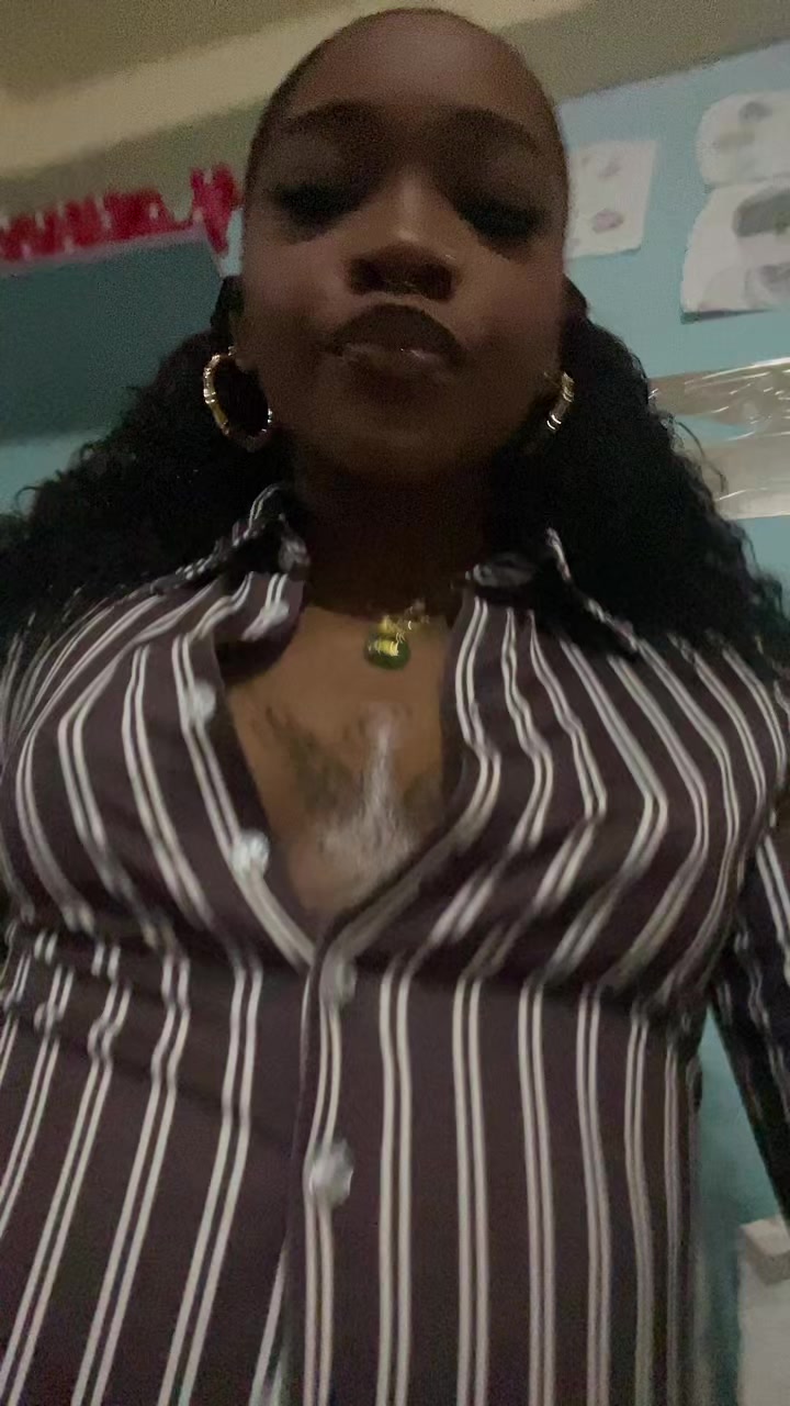 @kittybratt☾