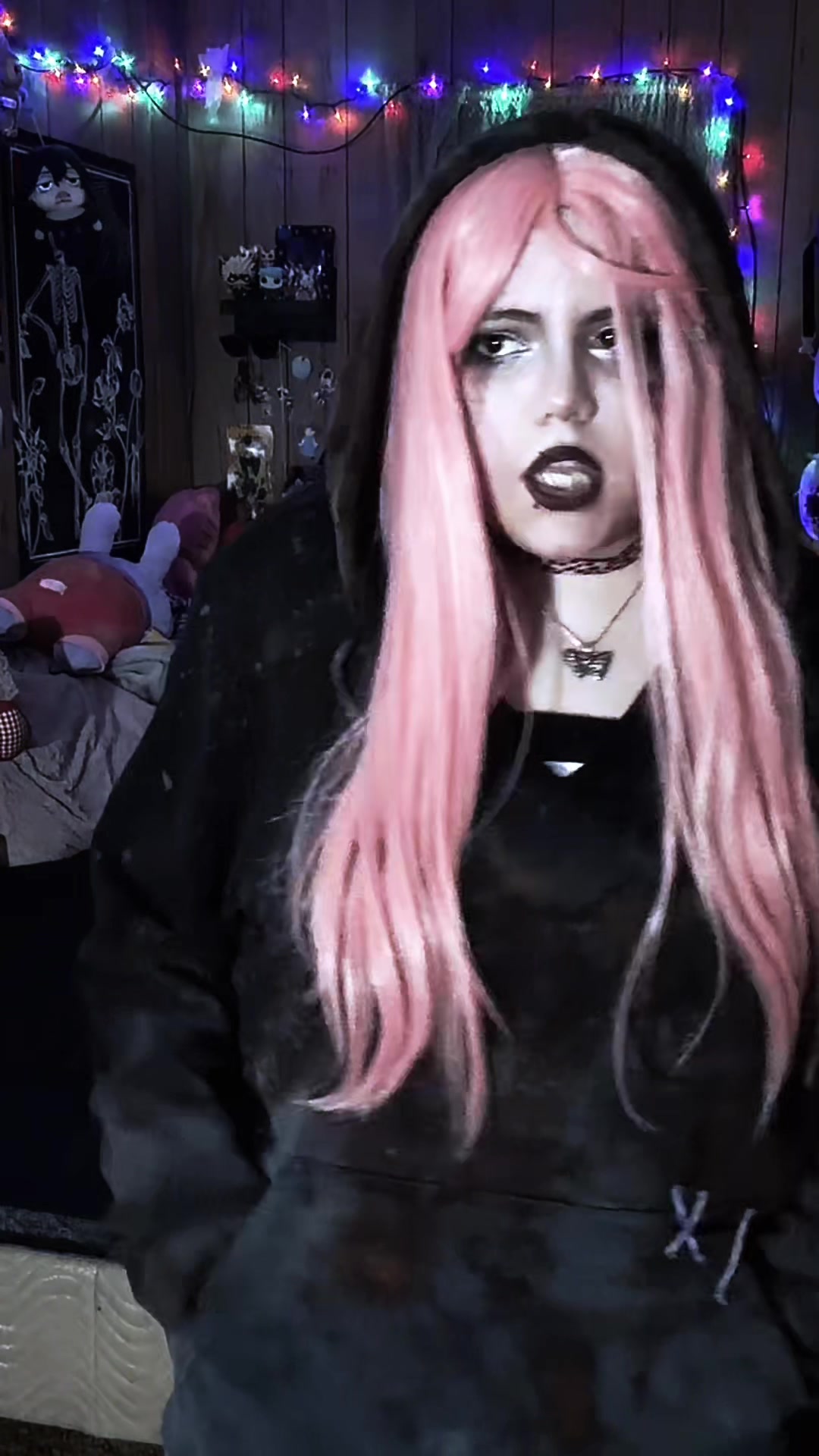 @Nicole (aka Angel) 🎀⦻