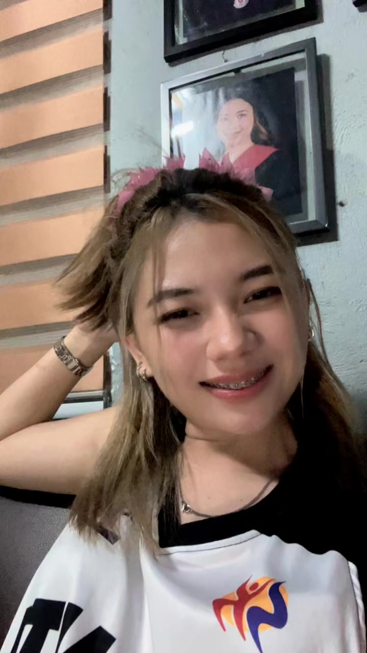@𝓮𝓵𝓵𝓮𝓷🌼