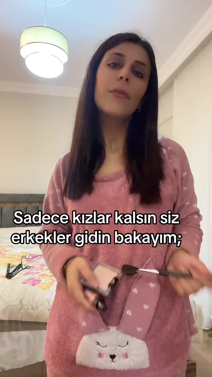 @Dilandmrshn