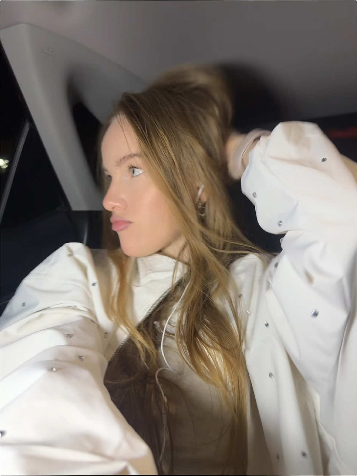 @tg: itsselinya