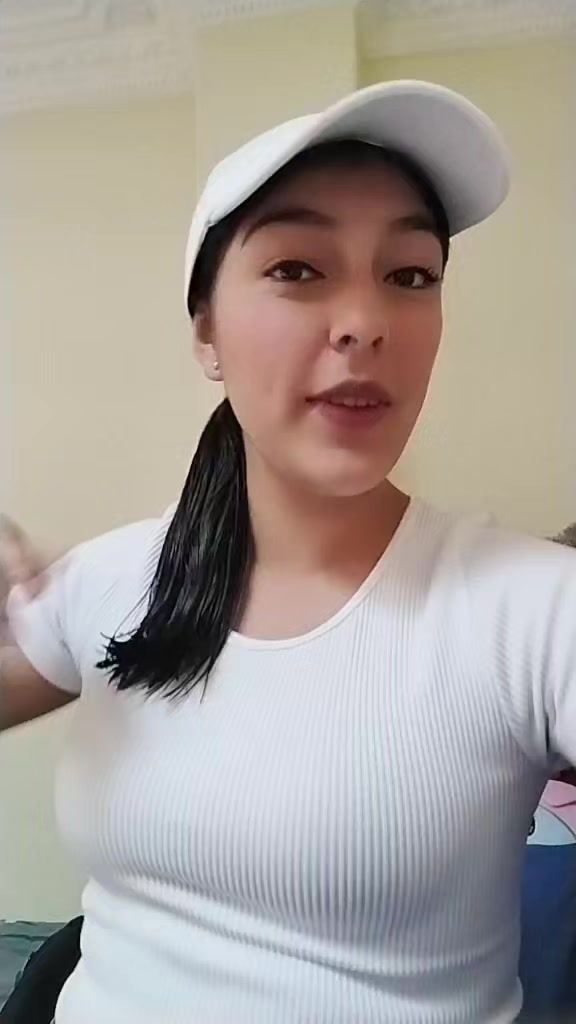 @😉