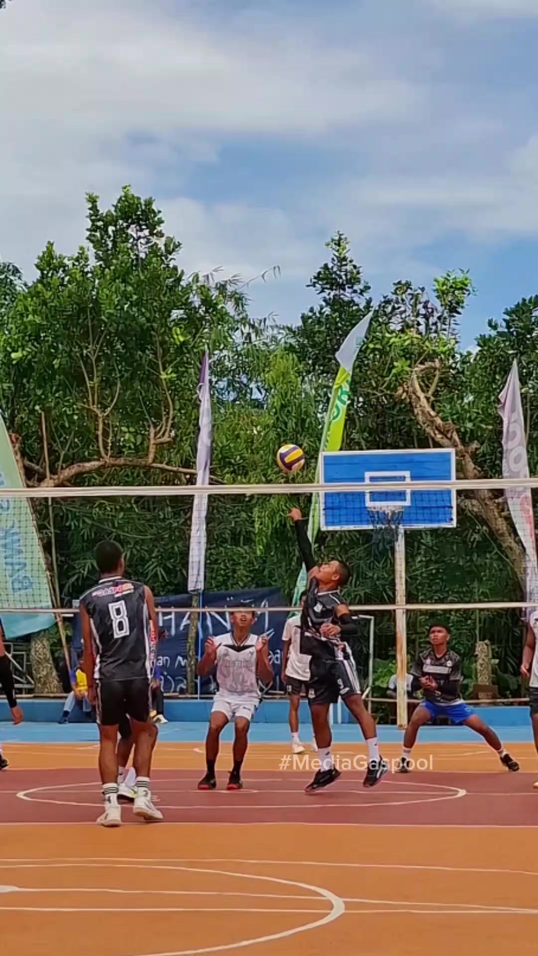 @ACADEMY GASPOOL VOLLYBALL