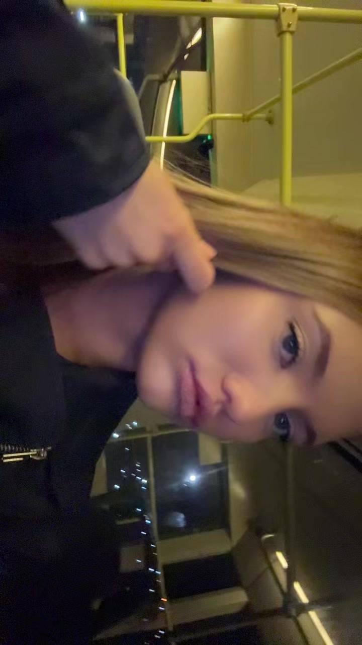 @Sofia