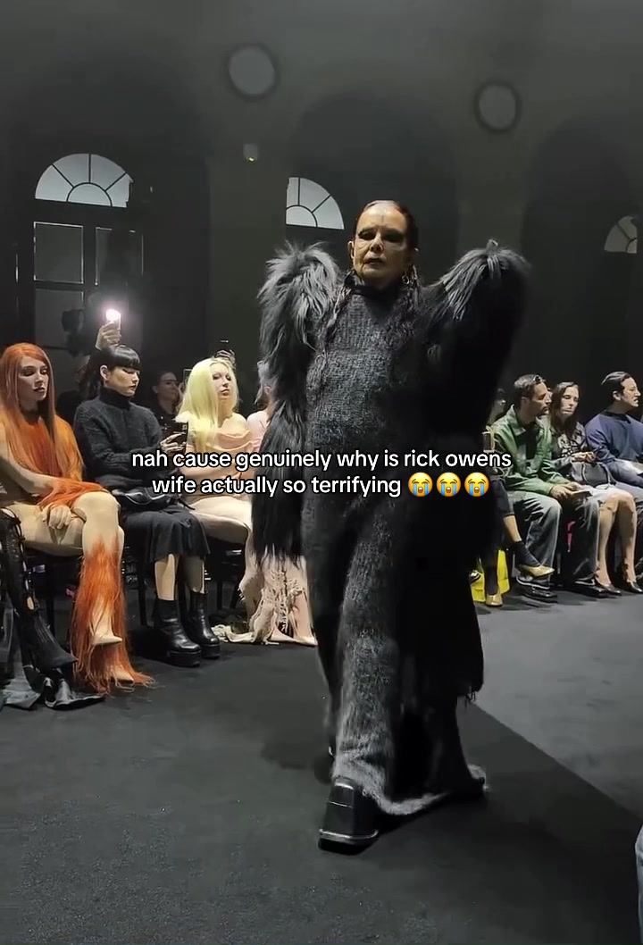 @0fftherunway