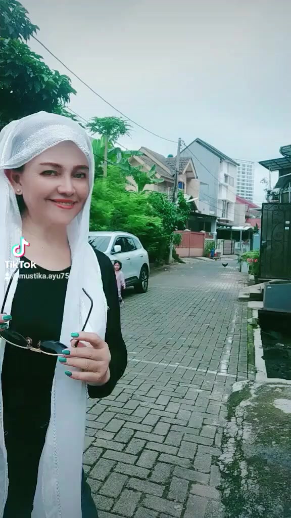 @mustikaayu01