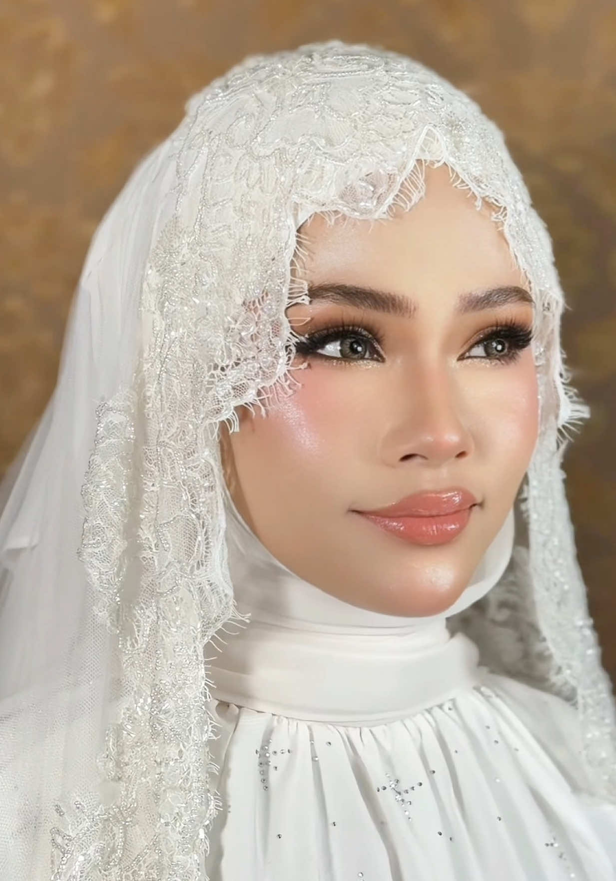 @NaddyNahar Makeup Artist