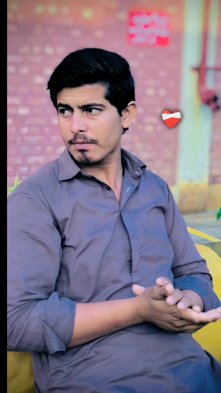 @تنہائی کا بادشاہ 👑