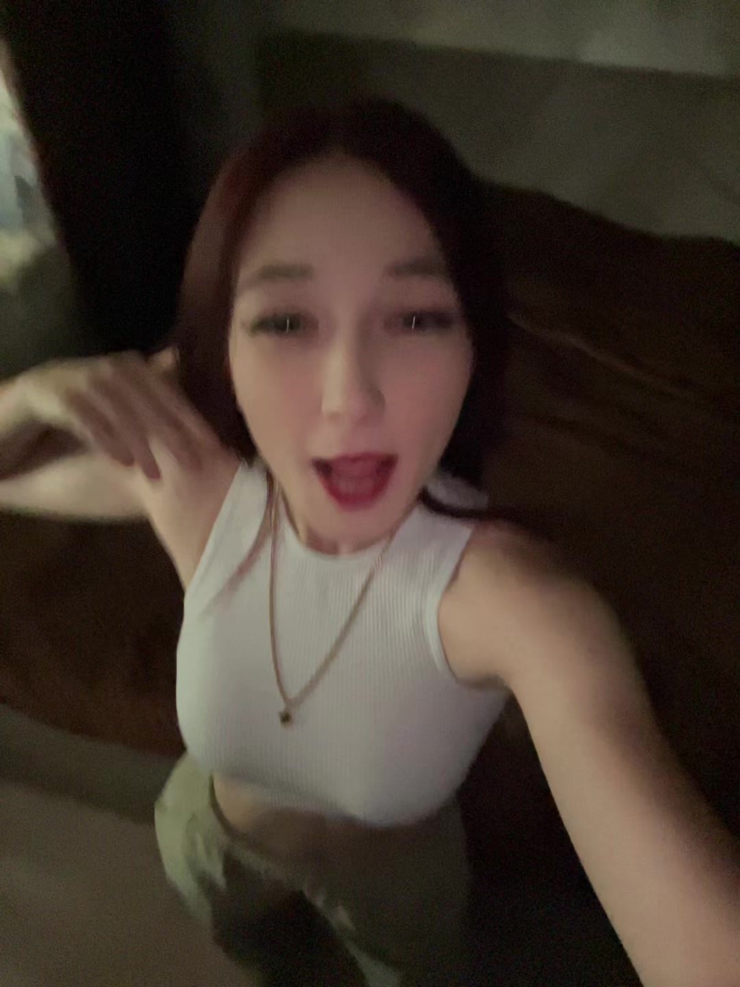 @🦊