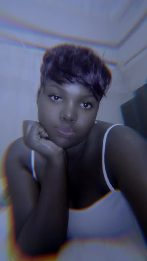 @sharonahjnz
