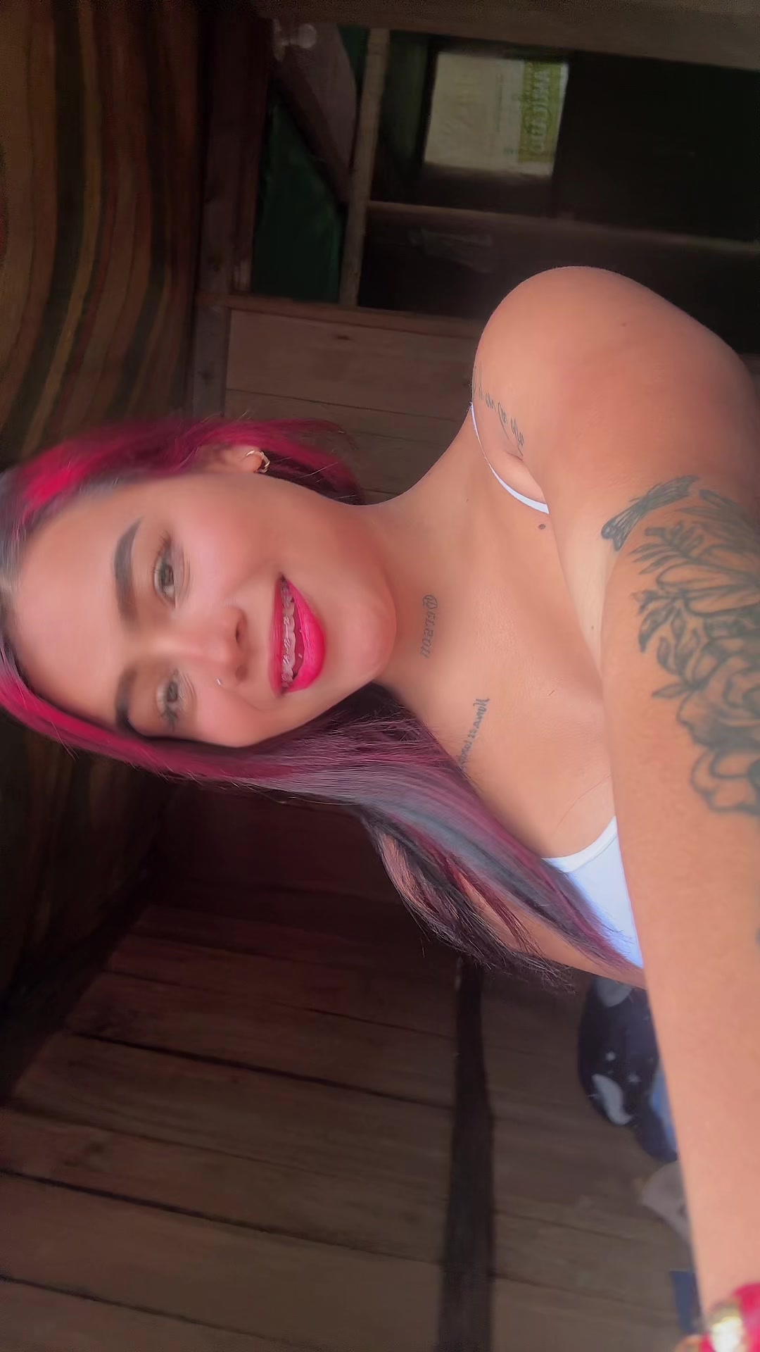 @Jessica🧡.!