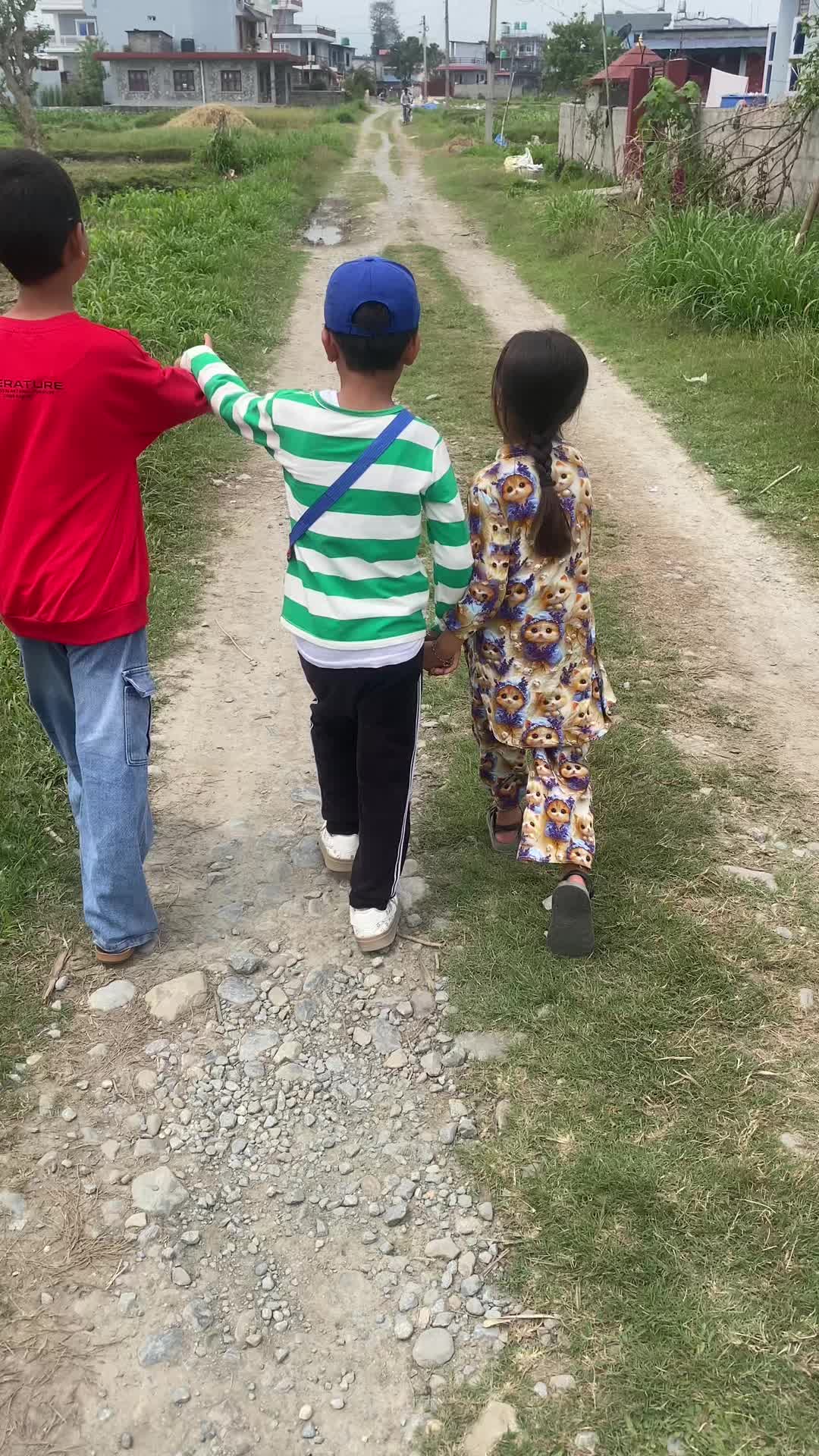 @GHUMANTE LAMA