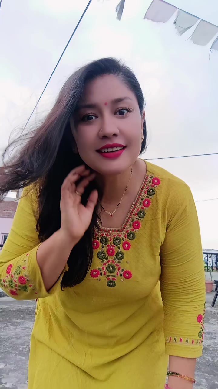 @🧿Laxmi🧿