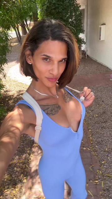@Deja Beige