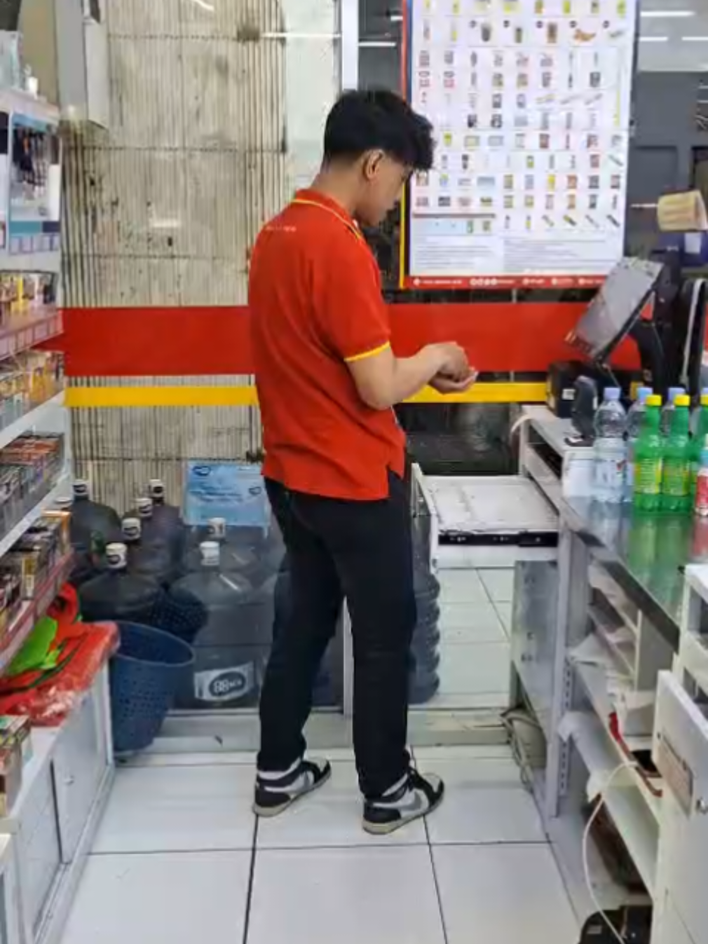 @rzkyshr