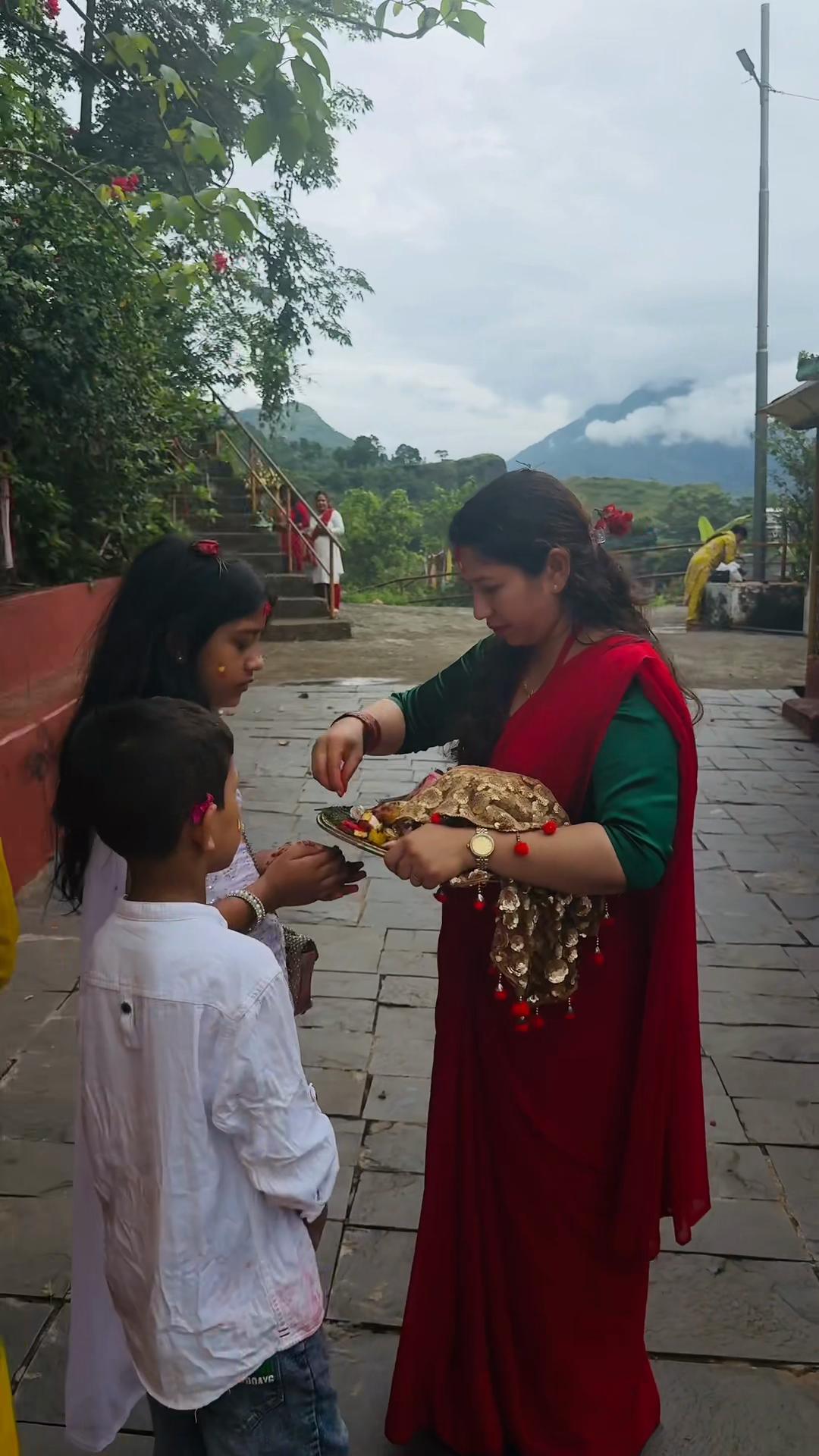 @लक्ष्मी रोका छेत्री