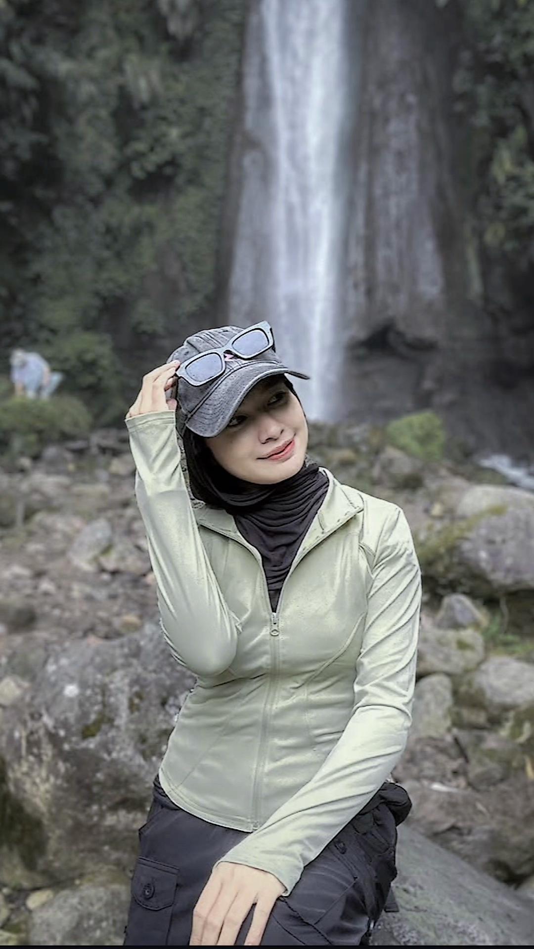 @anniputri5